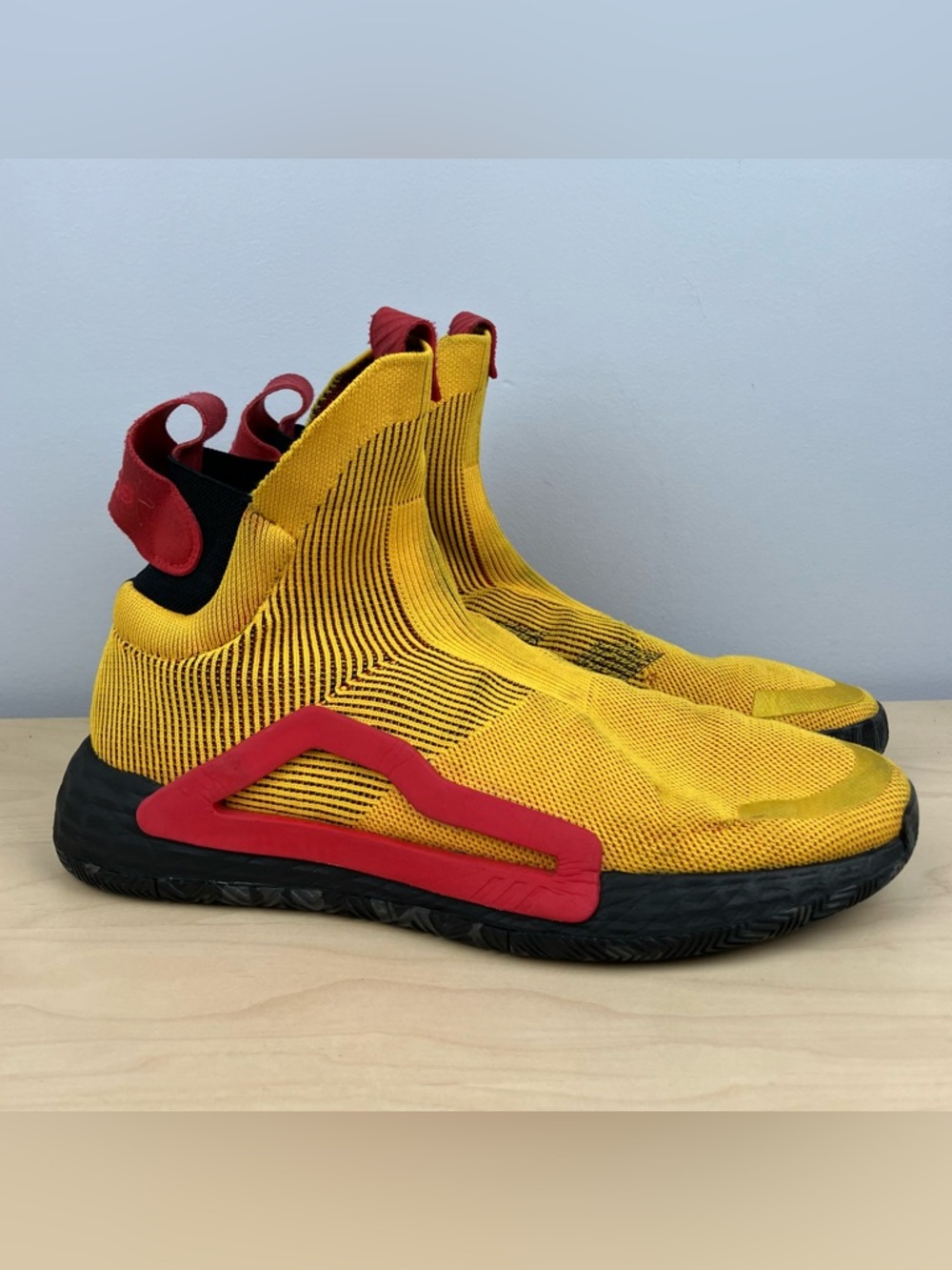 Adidas Men’s Size 12.0 N3XT L3V3L Bold Gold Trey Young Laceless Basketball Shoes